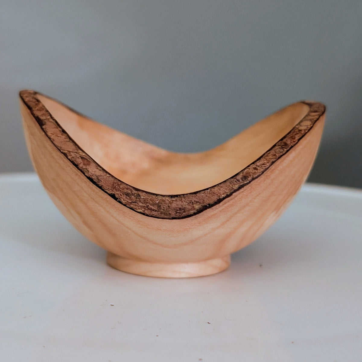 Rhododendron decorative bowl #325